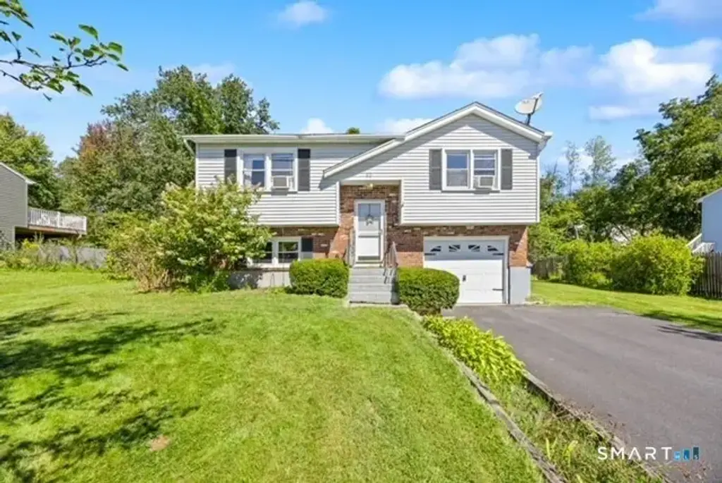 92 Carriage Lane, Torrington