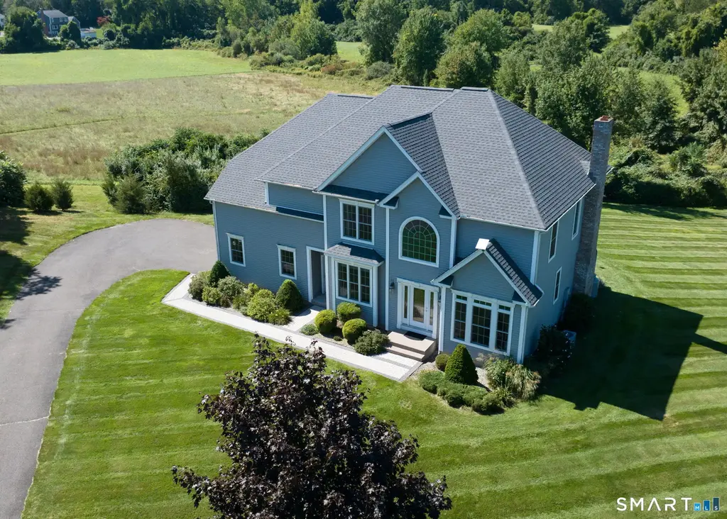 28 Austin Brook Drive, East Granby