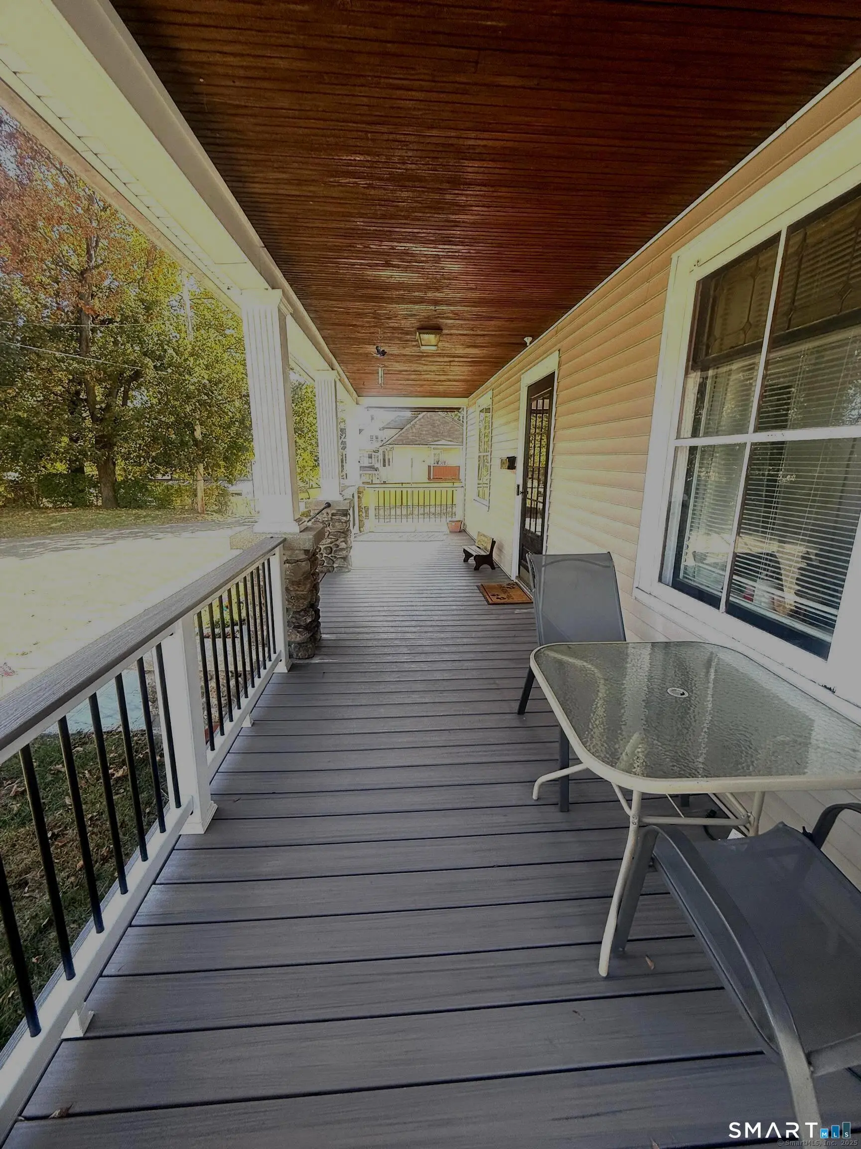 16 Holbrook Court, Ansonia