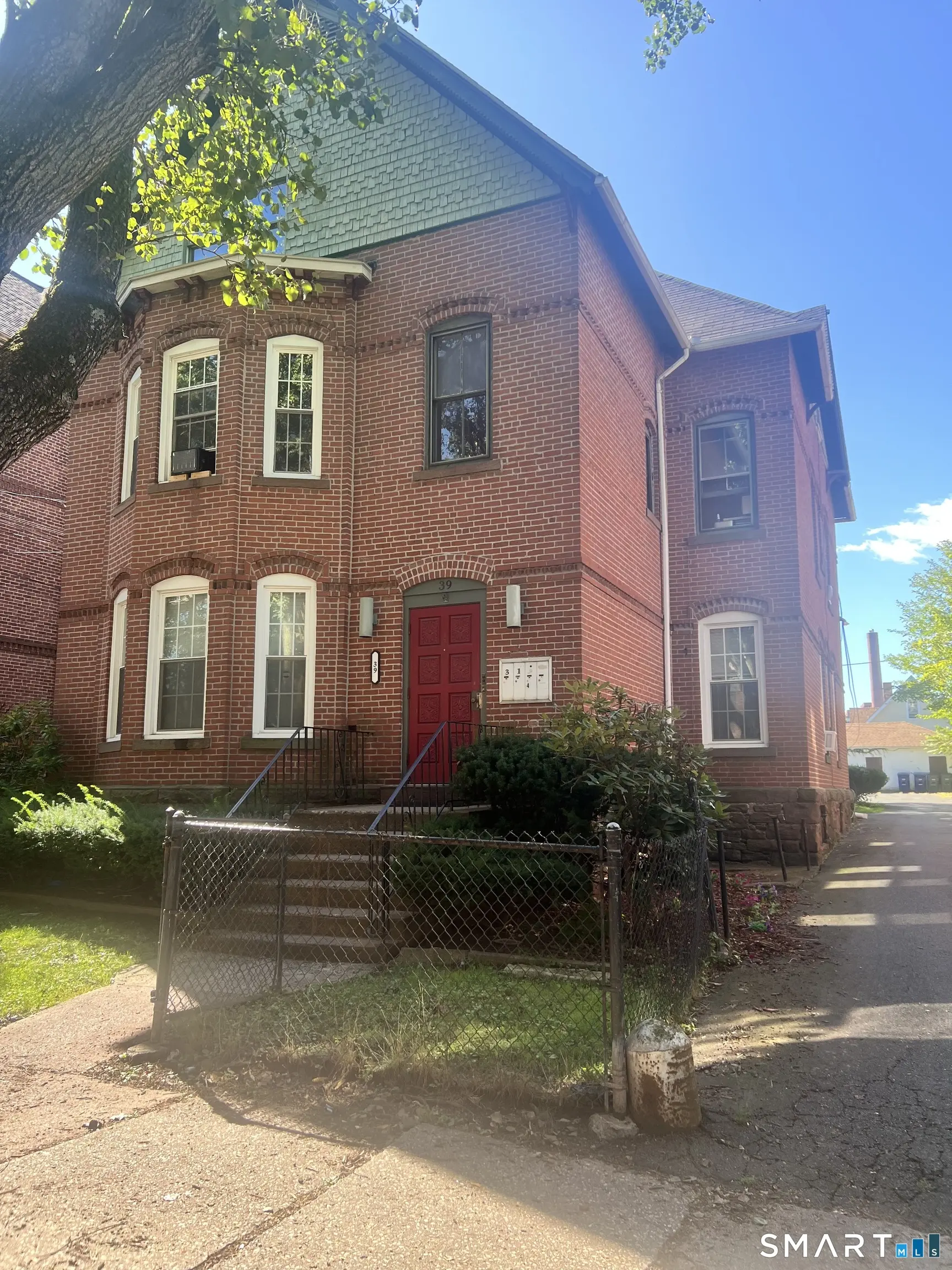39 Hungerford Street 3, Hartford