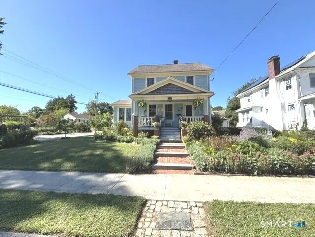 519 Montauk Avenue, New London