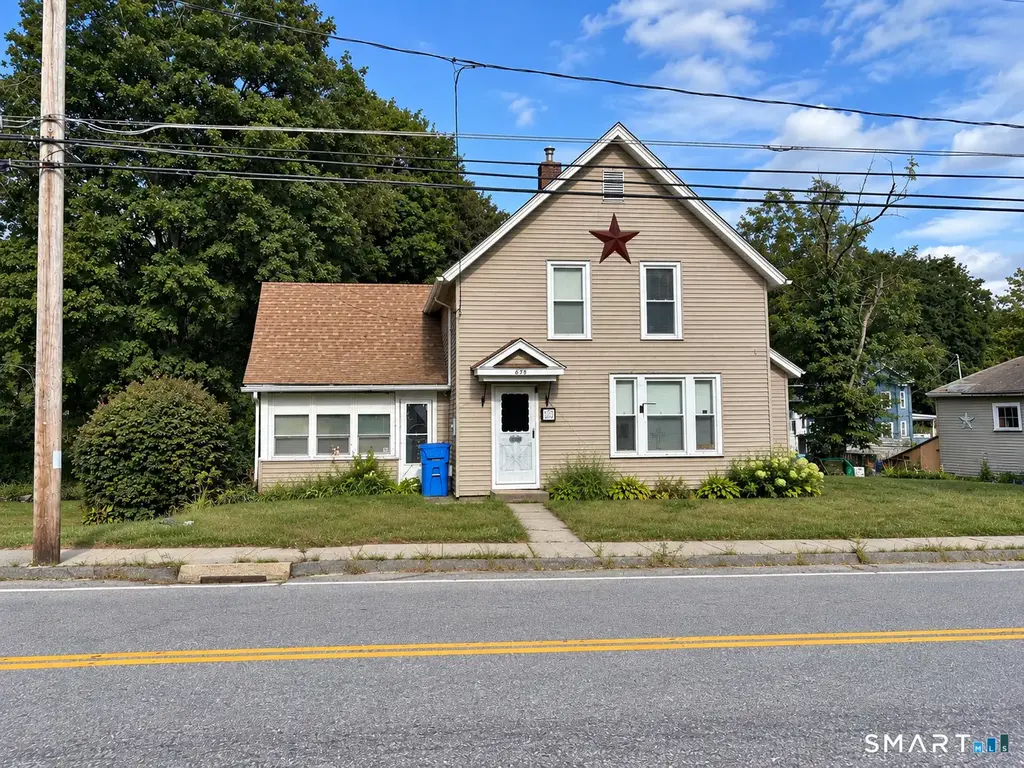 678 Wauregan Road, Brooklyn