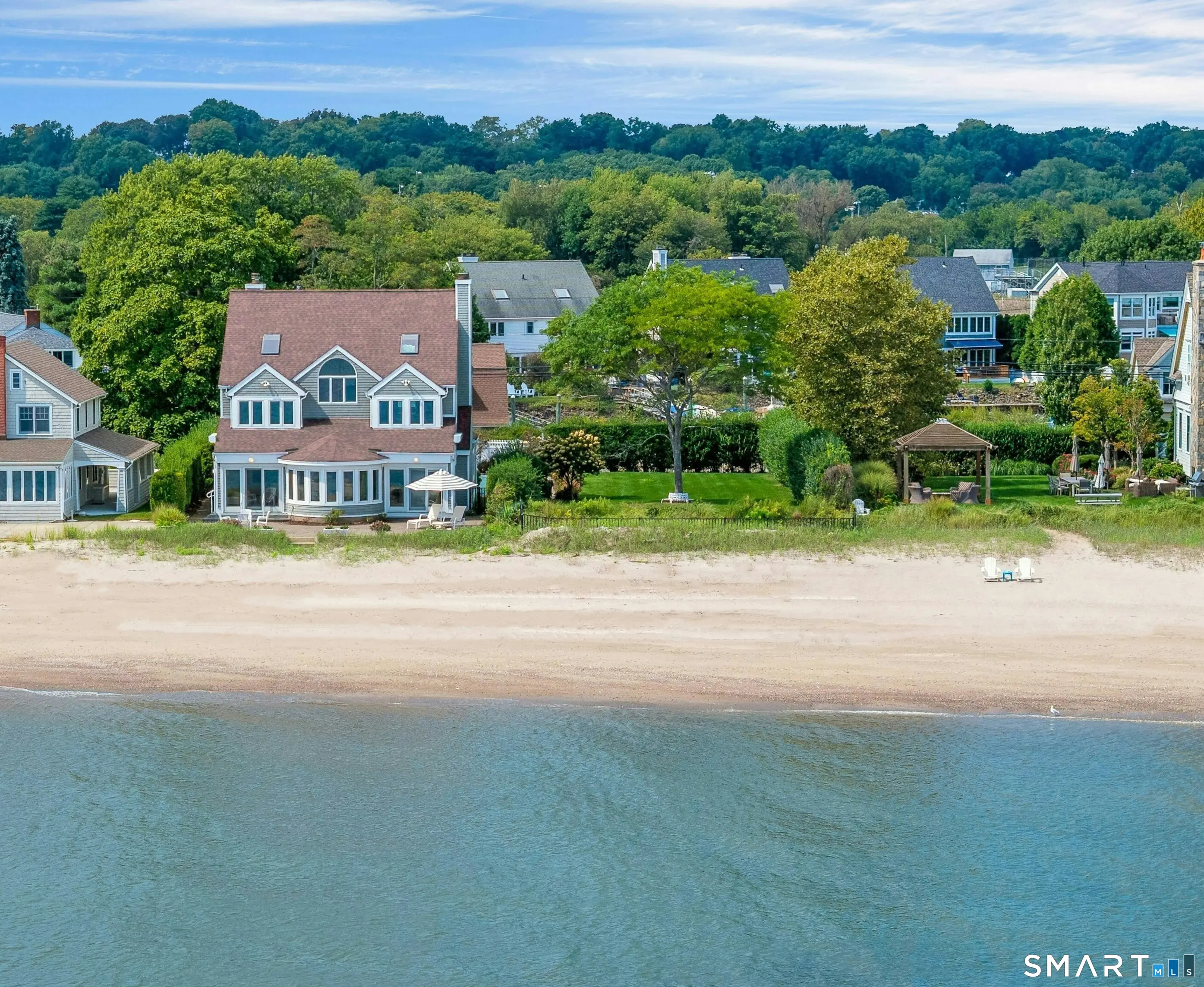 1859 Fairfield Beach Road, Fairfield