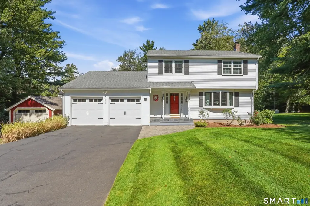 67 Chimney Sweep Hill Road, Glastonbury