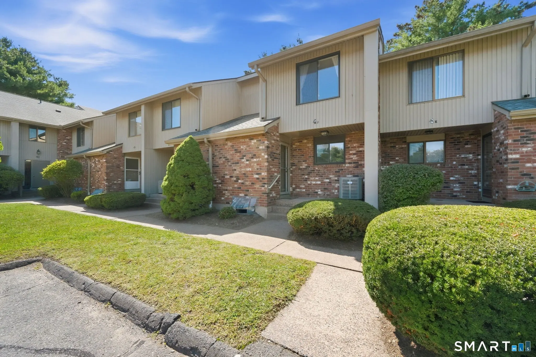 4 Amato Drive J, South Windsor