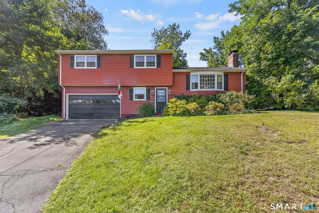 557 South Main Street, West Hartford