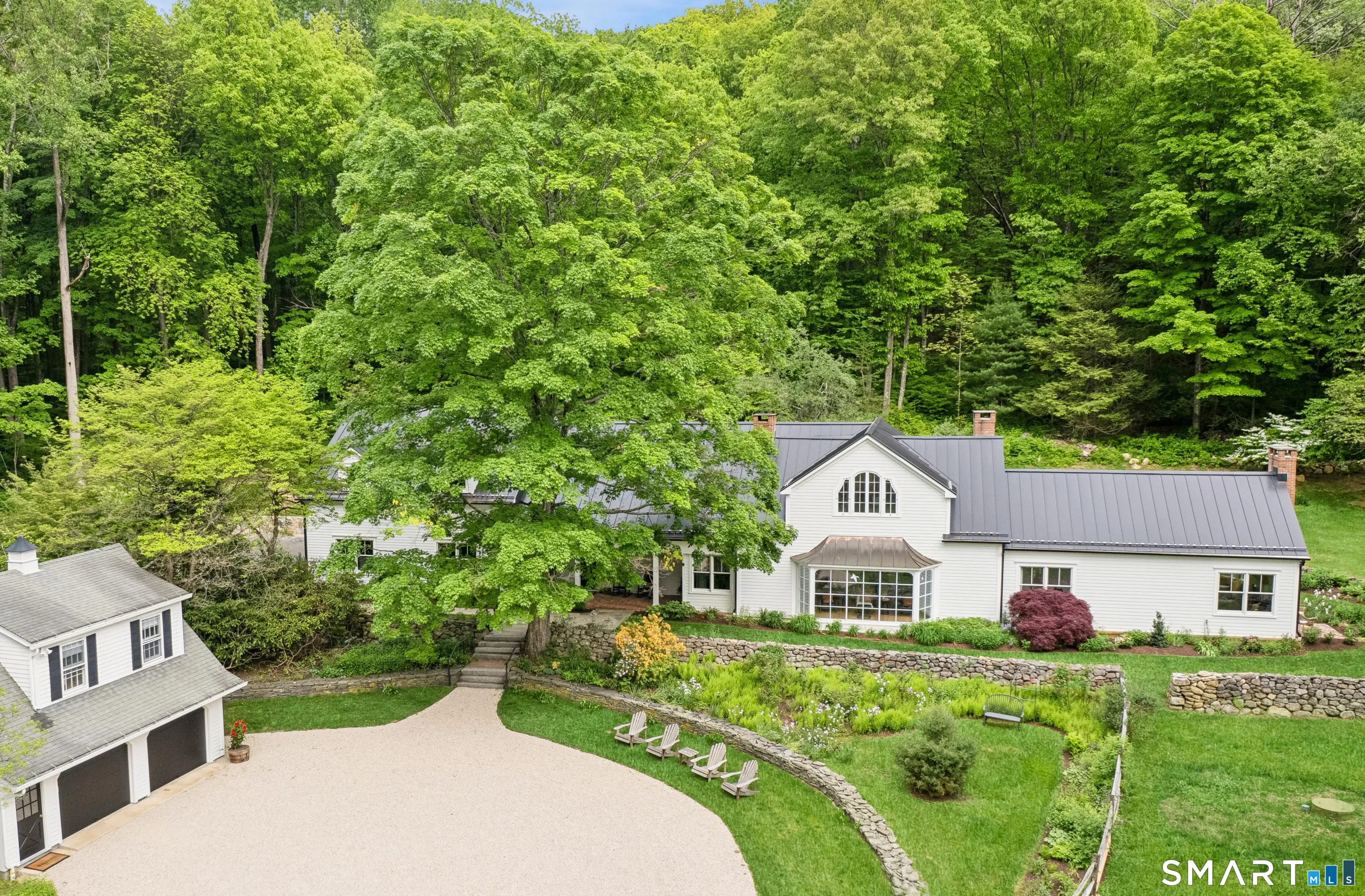 110 Chestnut Land Road, New Milford