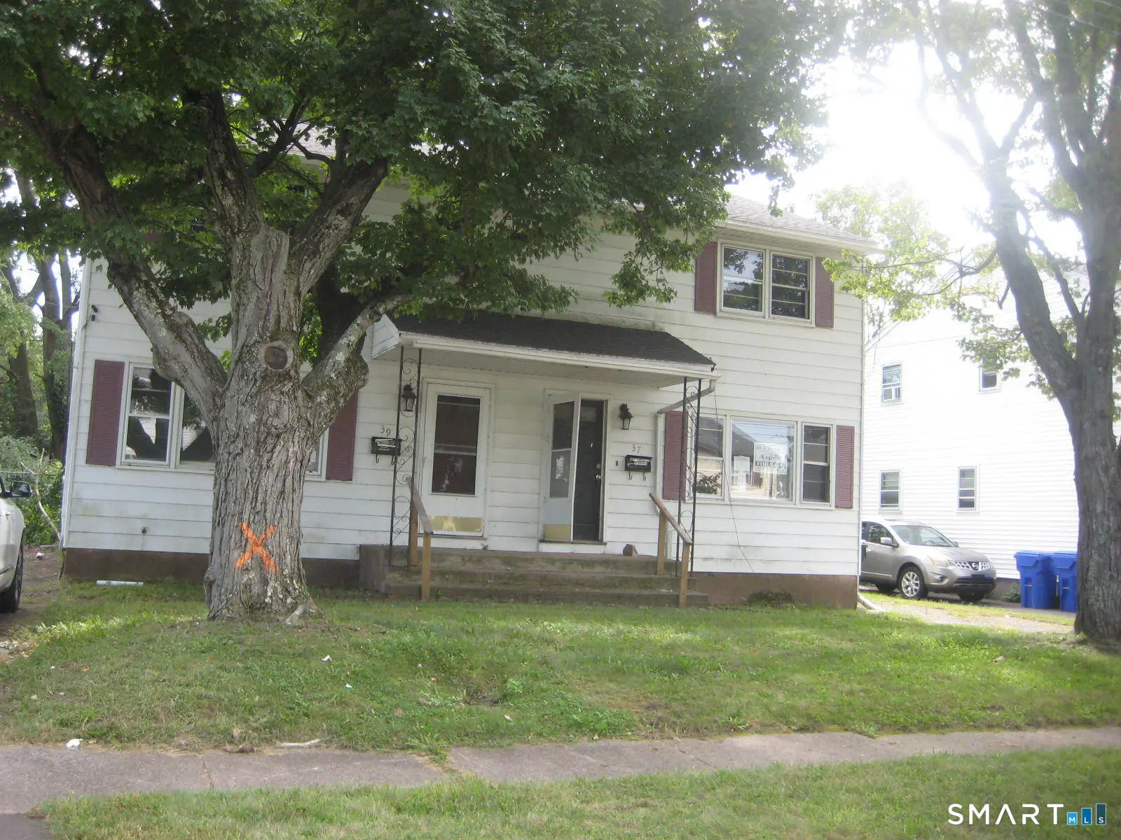 37-39 Graham Road, East Hartford