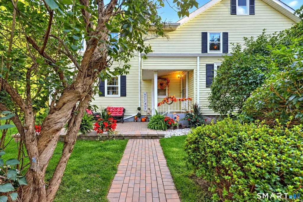 567 Orange Center Road, Orange