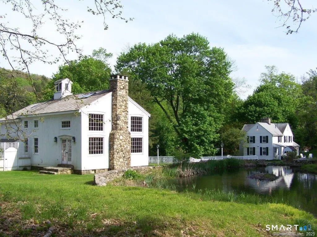 115 River Road, Washington