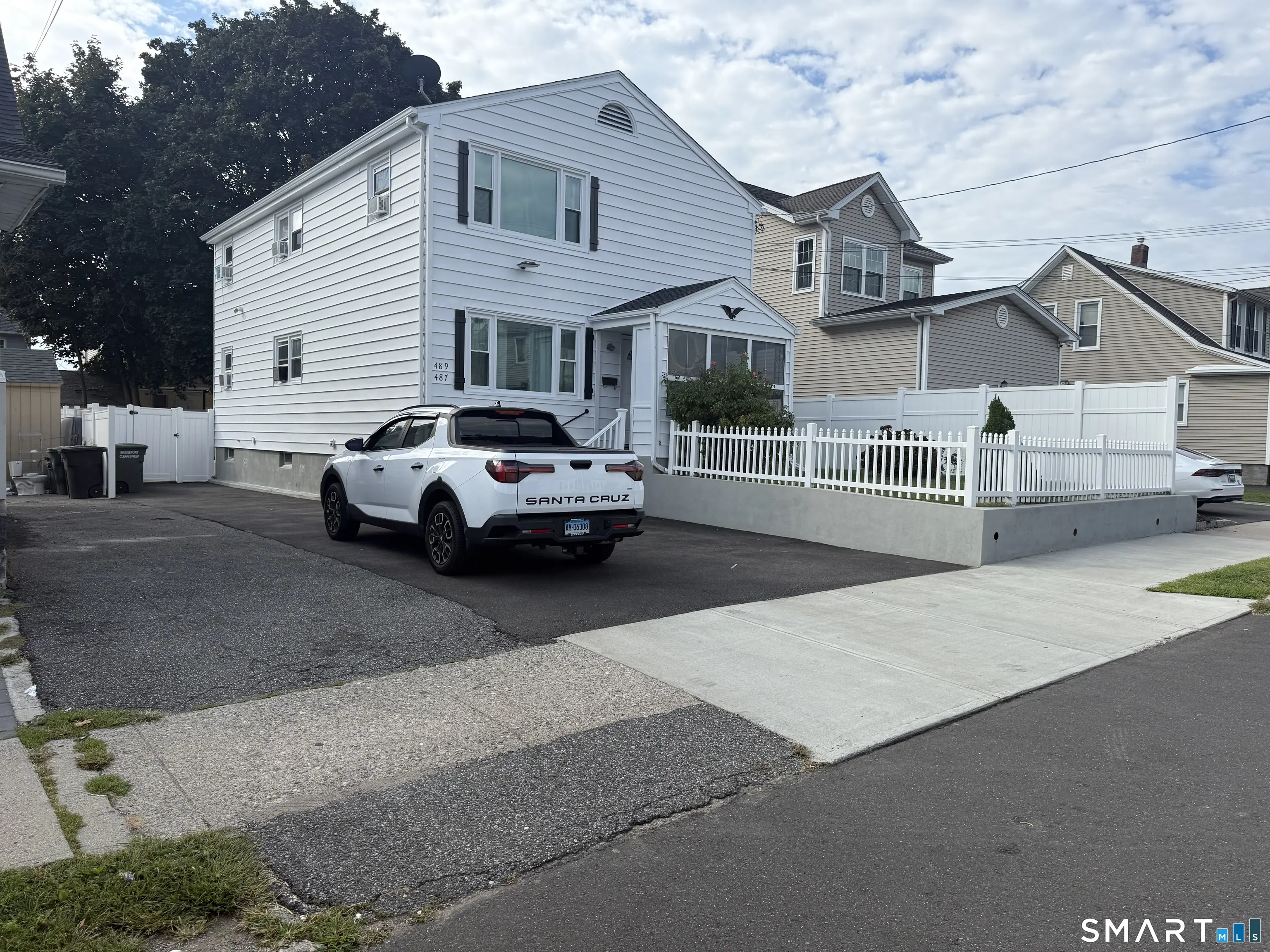 487 Salem Street, Bridgeport