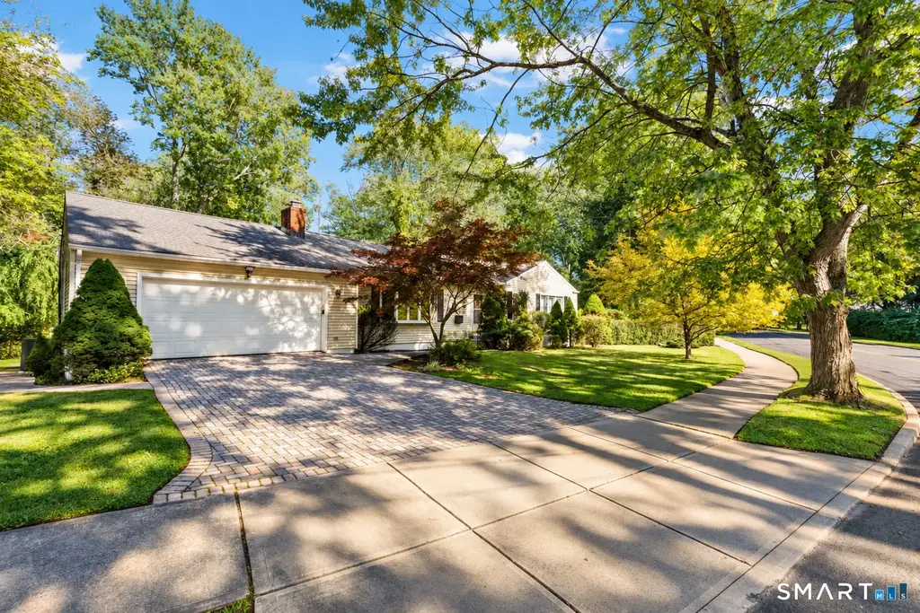 154 Kohary Drive, New Haven