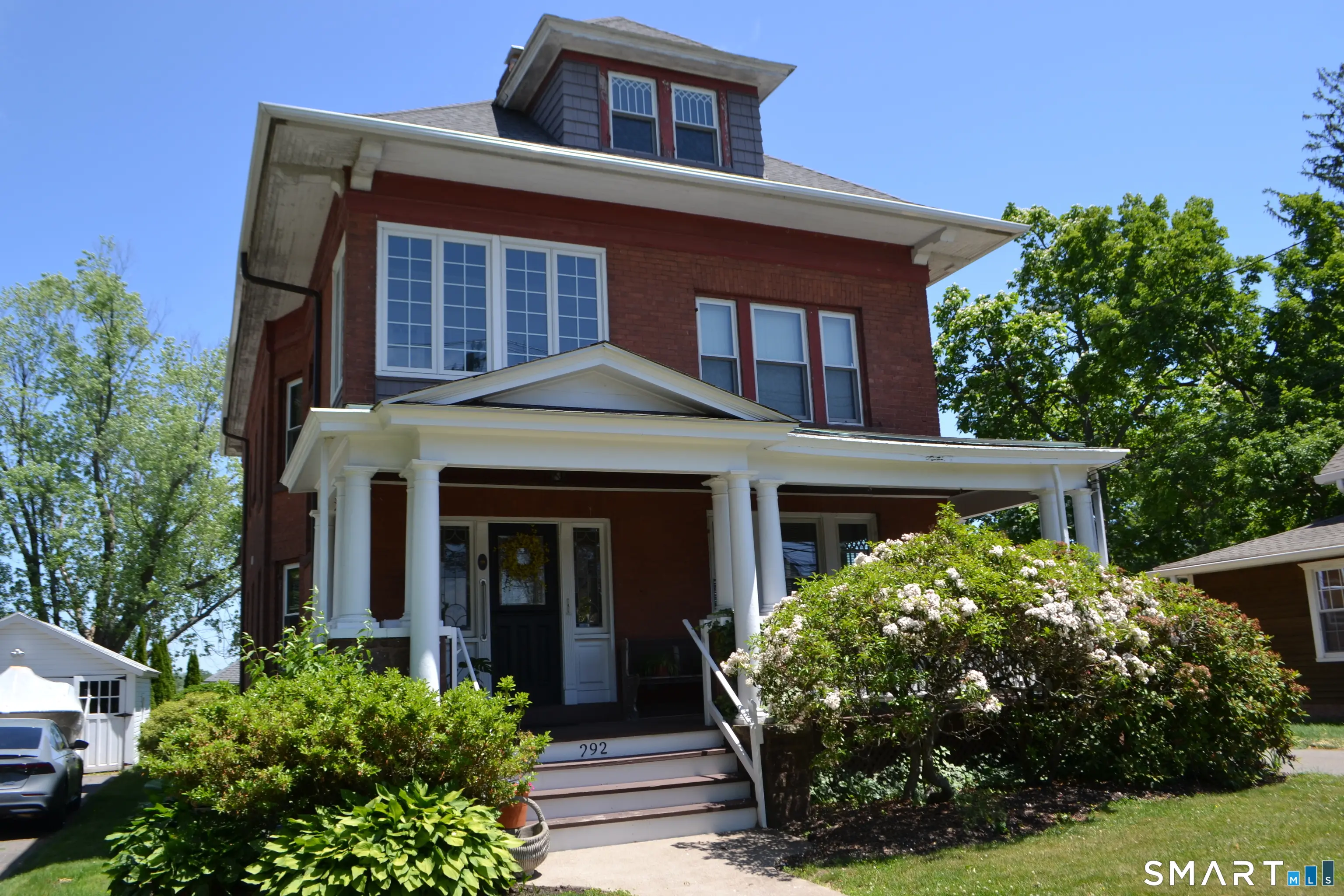 292 Hartford Avenue, Wethersfield