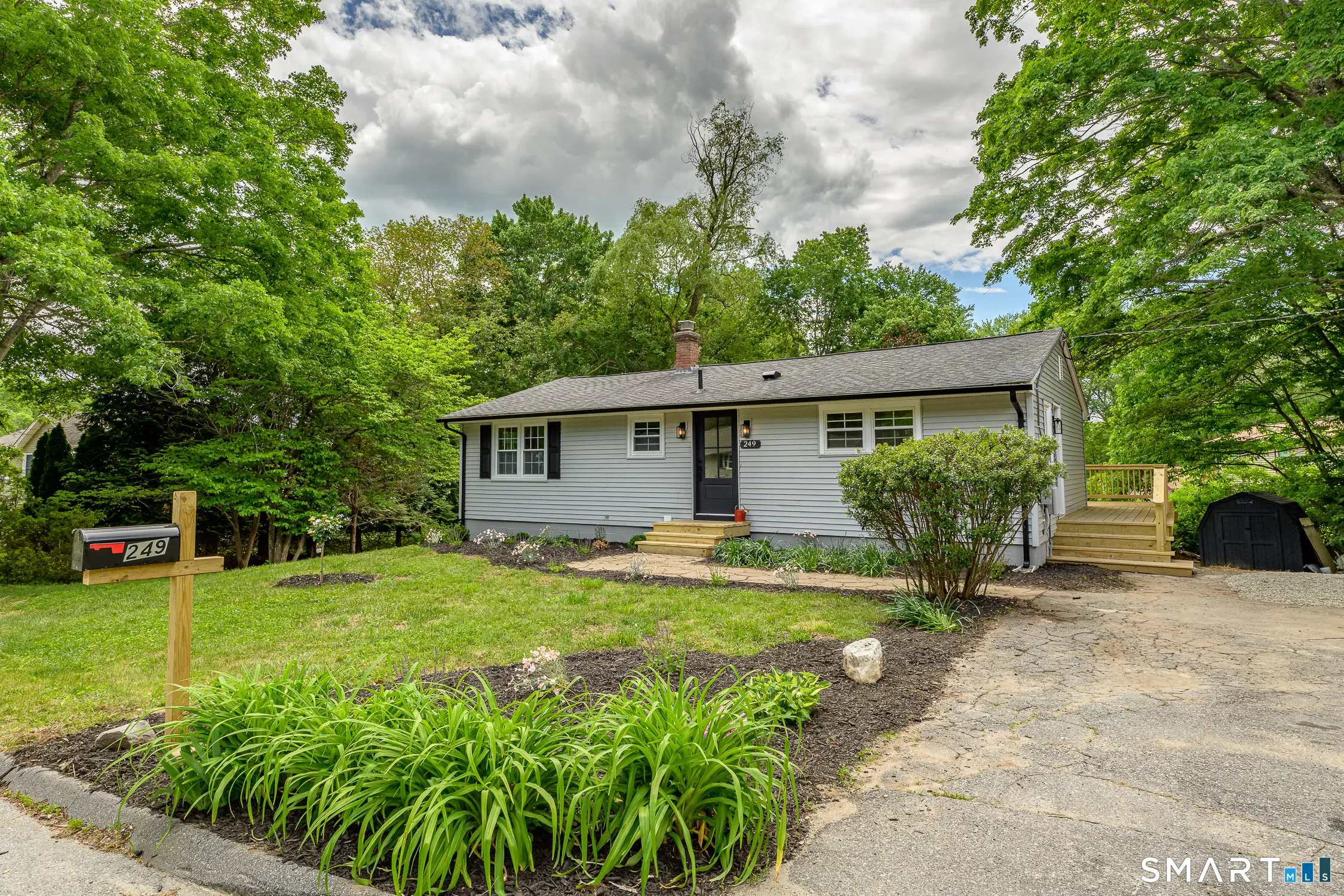 249 Pond Hill Road, Plainfield