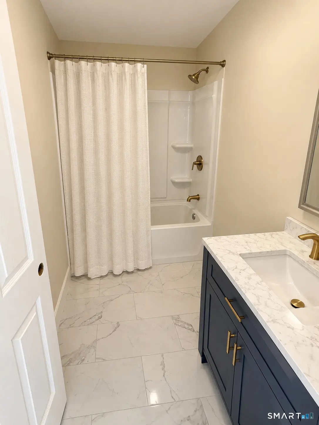 140 Thompson Street 31b, East Haven