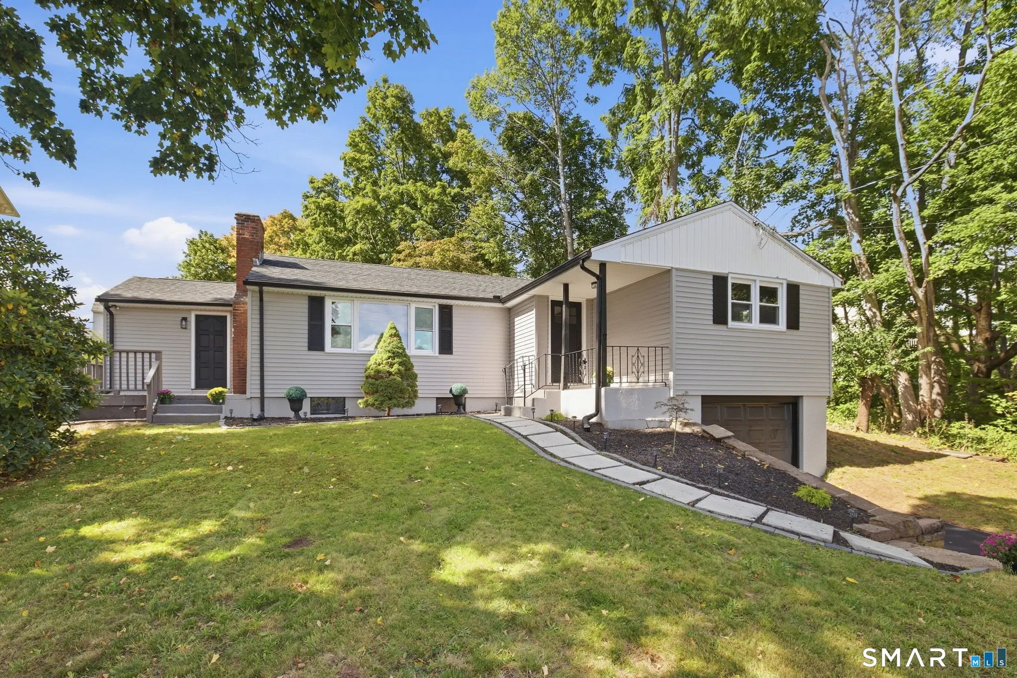 133 Highland Avenue, Middletown