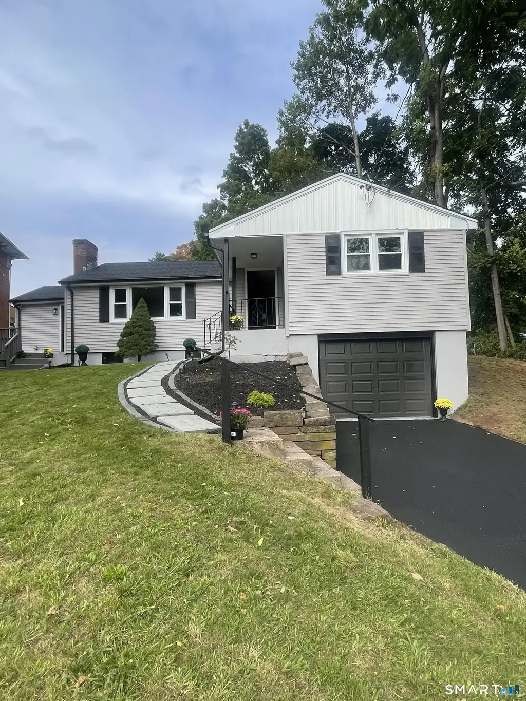 133 Highland Avenue, Middletown