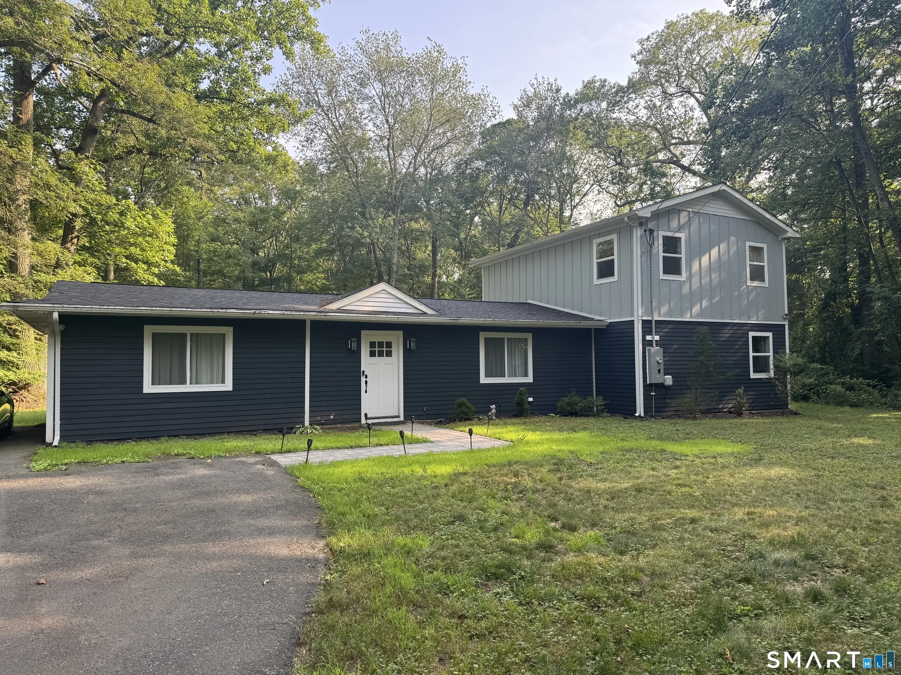 57 Lovers Lane, Monroe