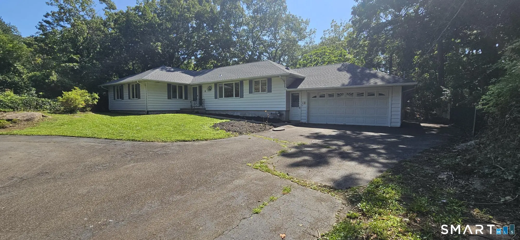 162 Short Beach Road, East Haven