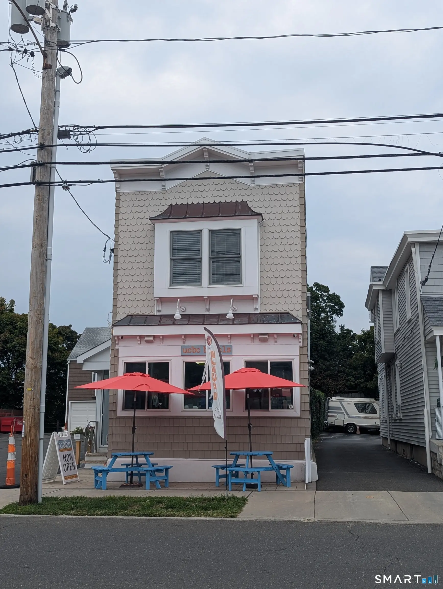19 1st Street 2nd Fl Front, Norwalk