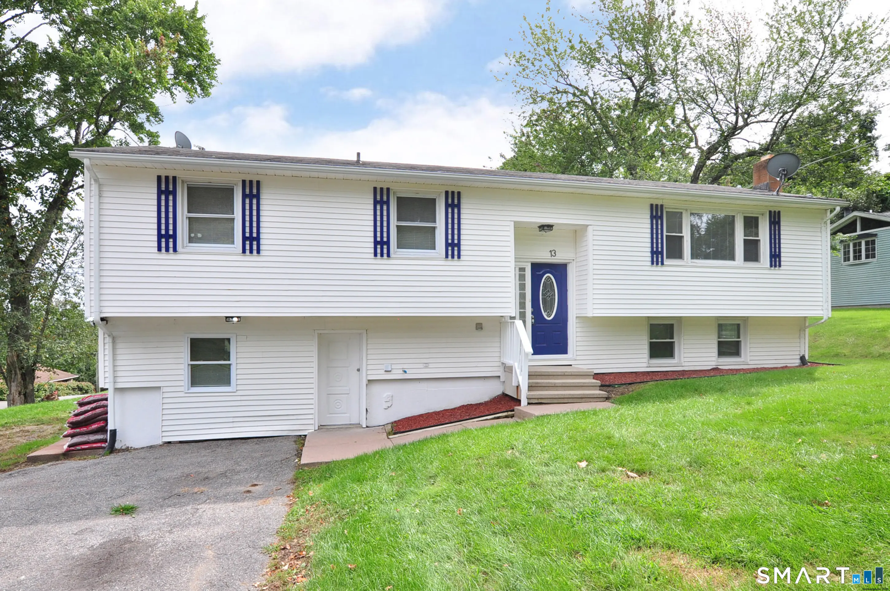 13 Pleasant View Avenue, Watertown