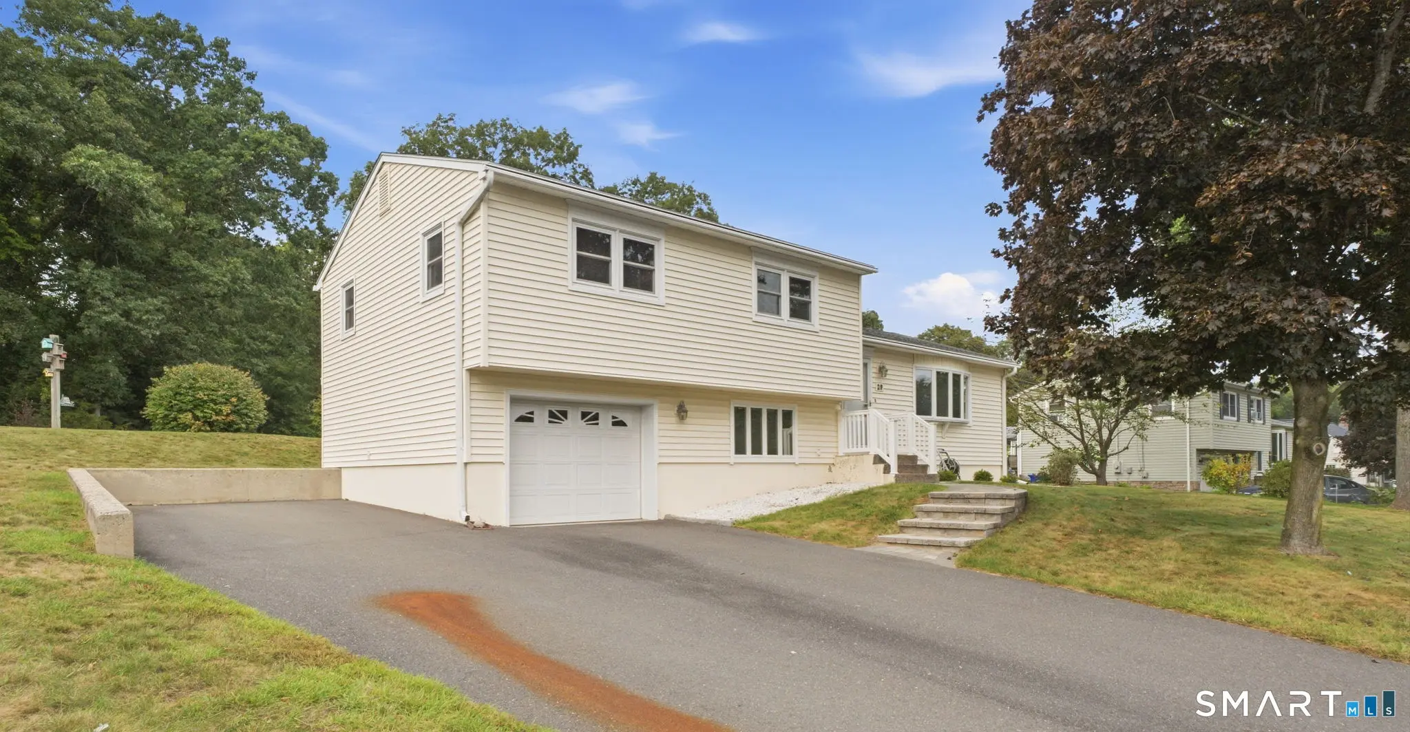 29 Lowery Drive, Southington