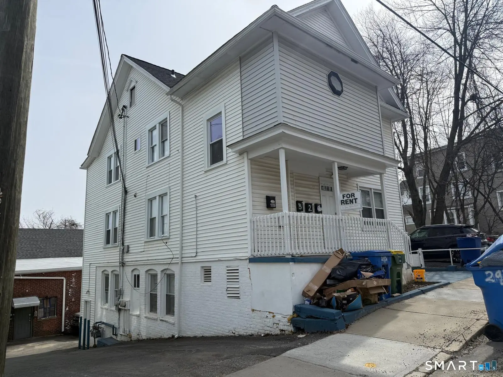 293 Congress Avenue, Waterbury