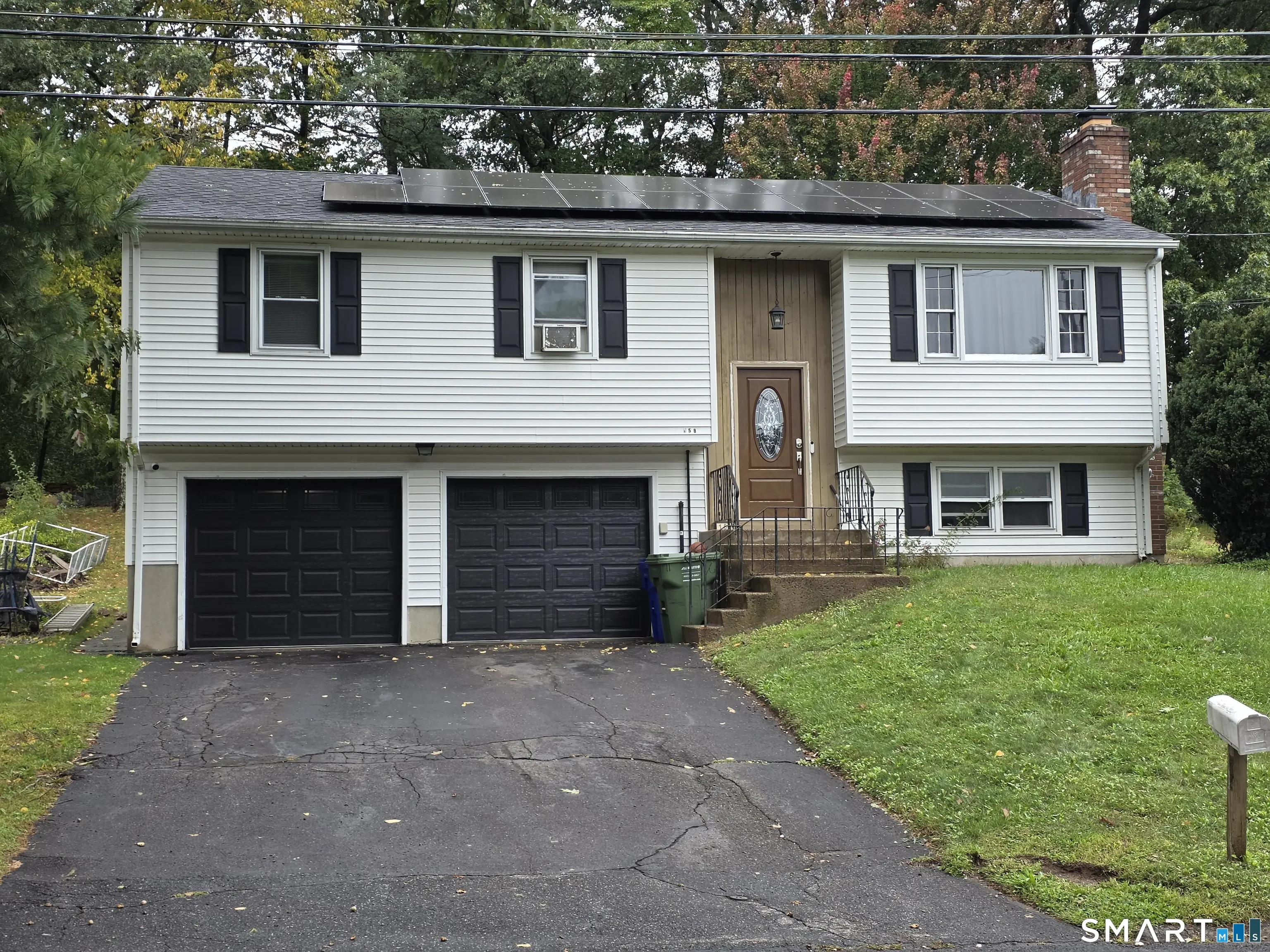 158 Stoneycrest Drive, Meriden