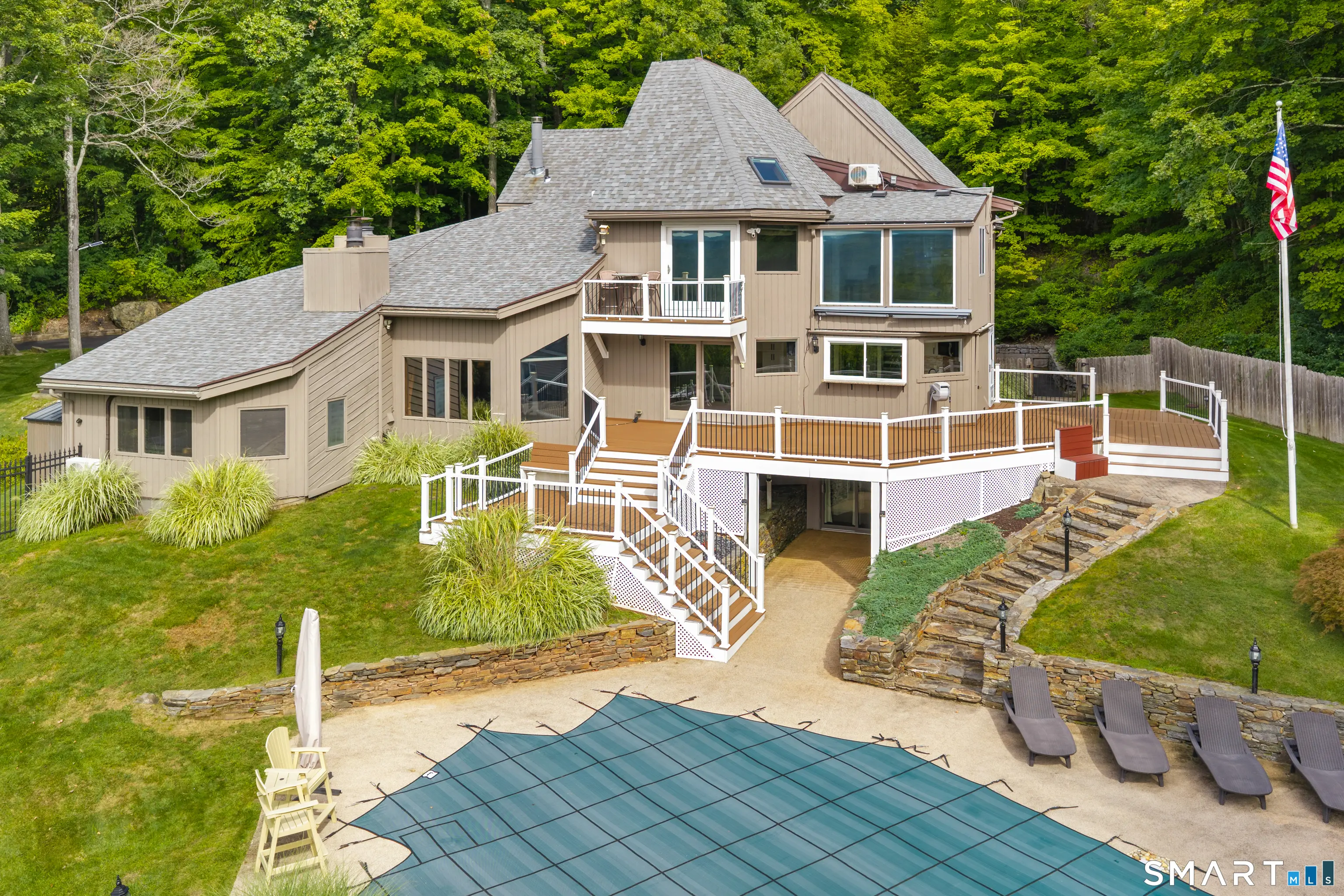 14 Vermillion Drive, Avon