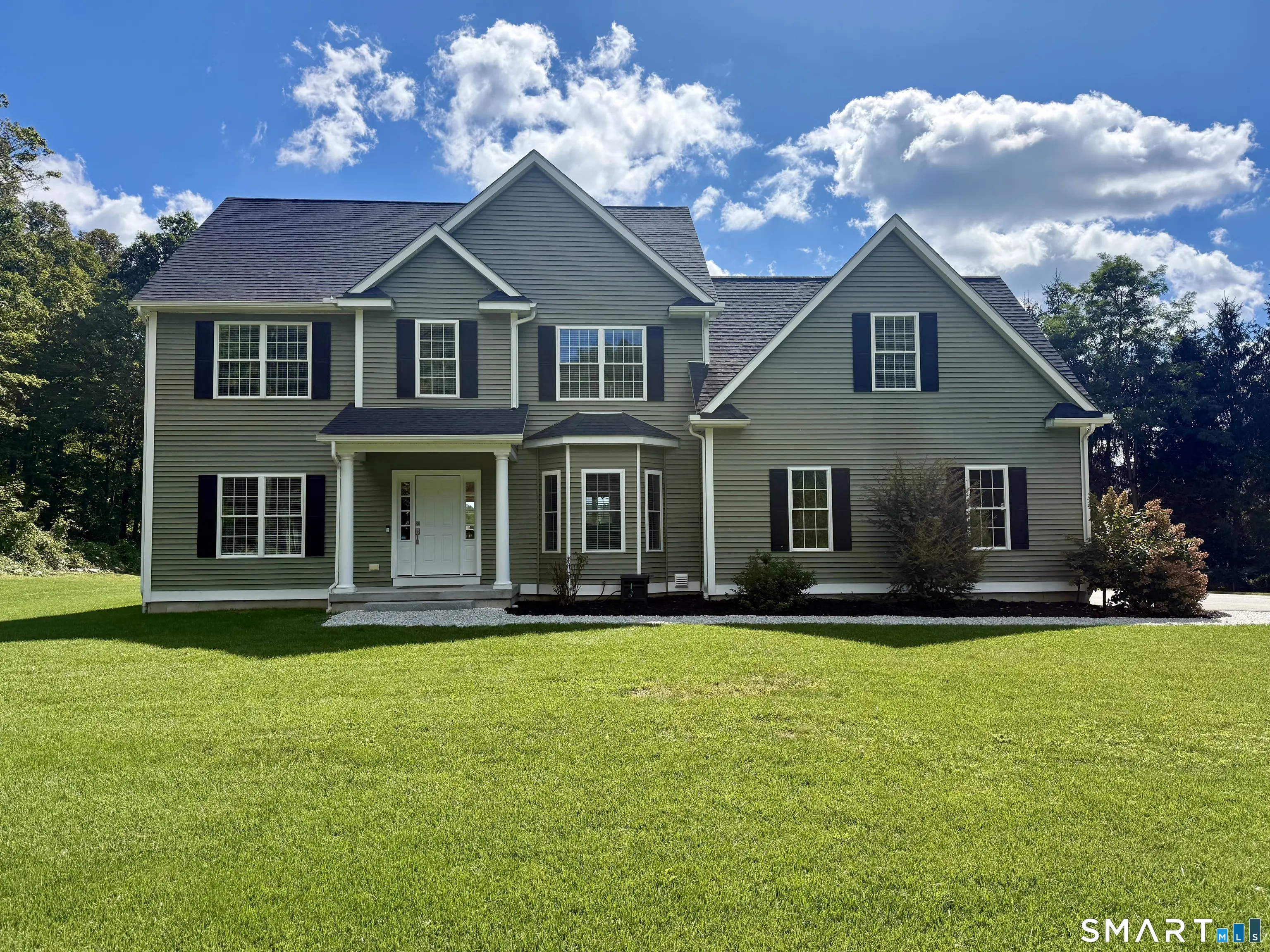 26 Fox Hollow Drive, Montville