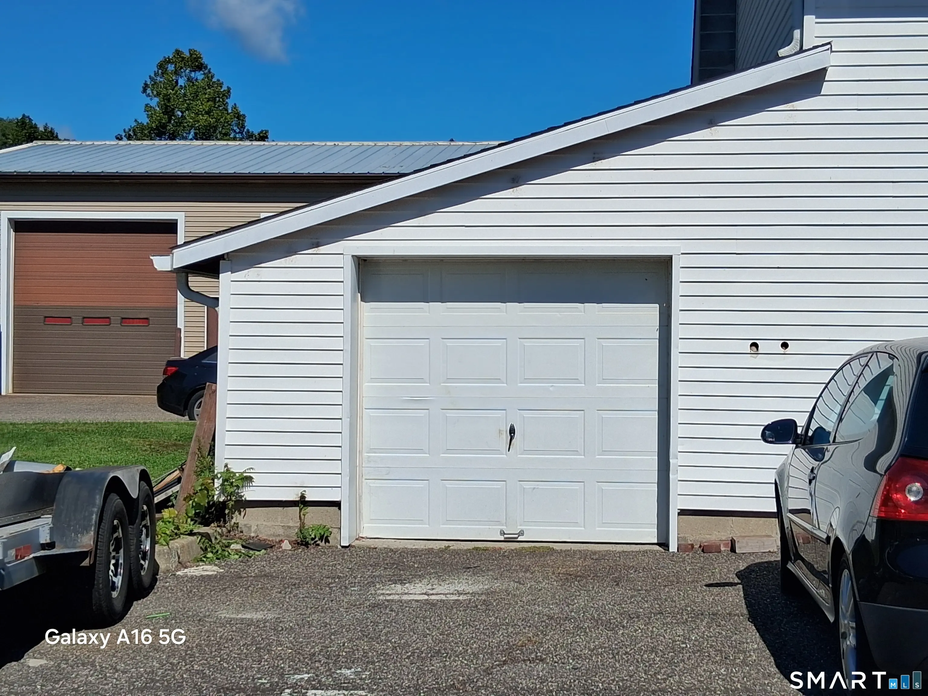 568 Danbury Road White Barn Attached Garag, New Milford