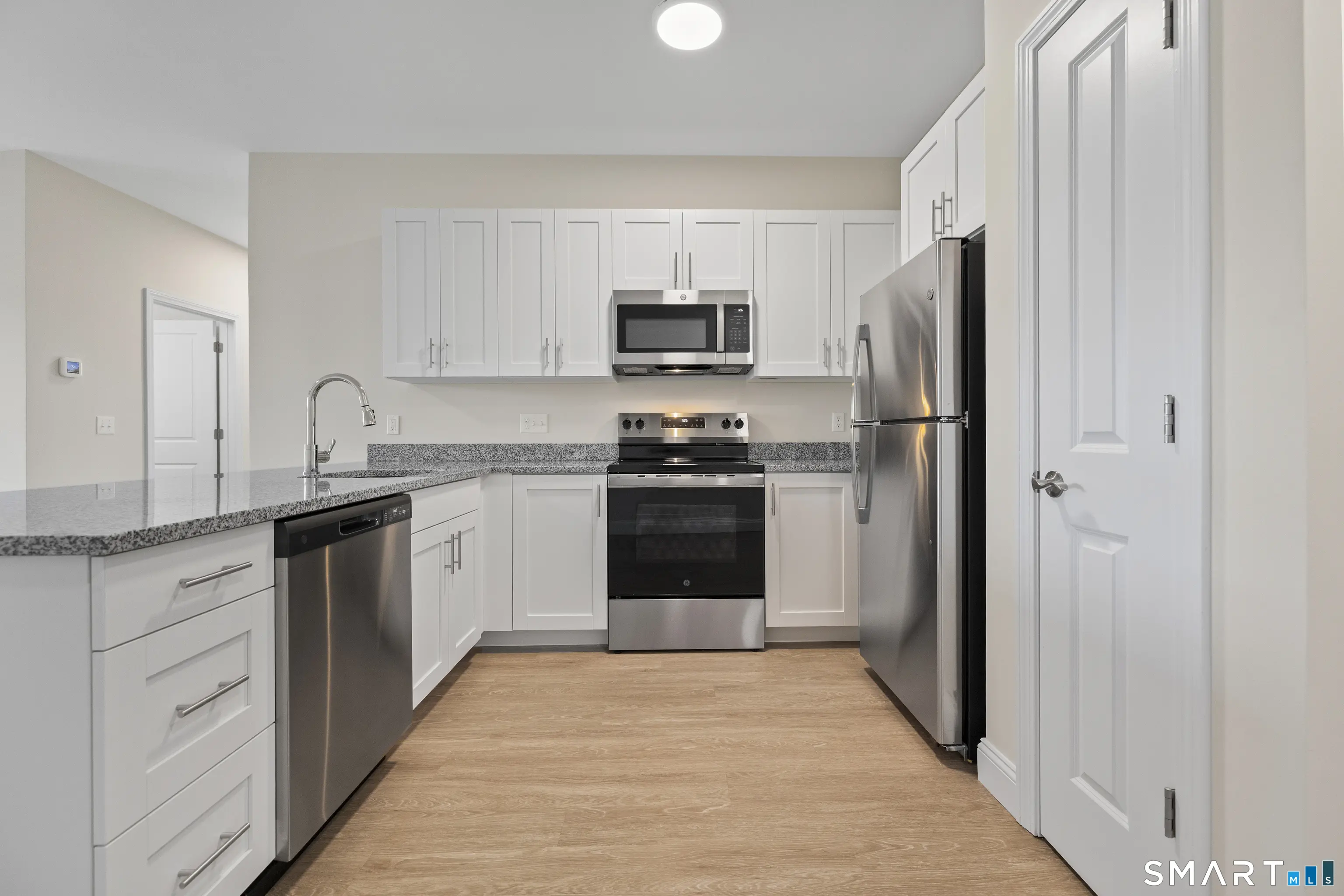 55 Steele Boulevard 310, Berlin