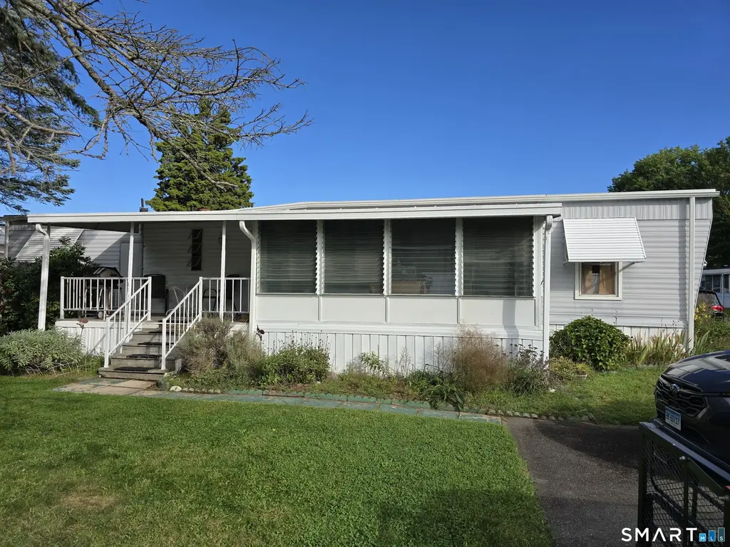 35 Arawak Drive, East Hartford