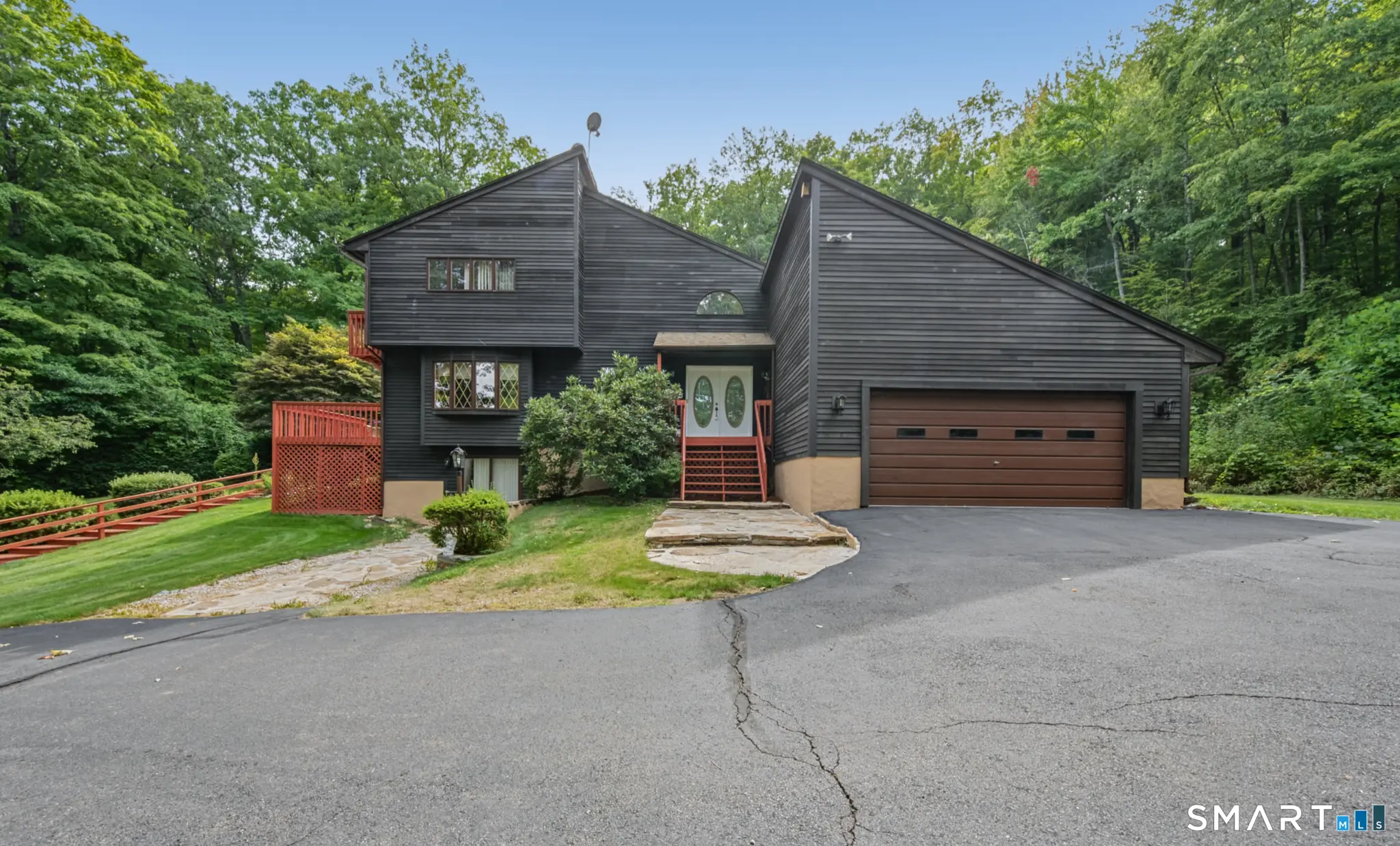547 Simsbury Road, Bloomfield