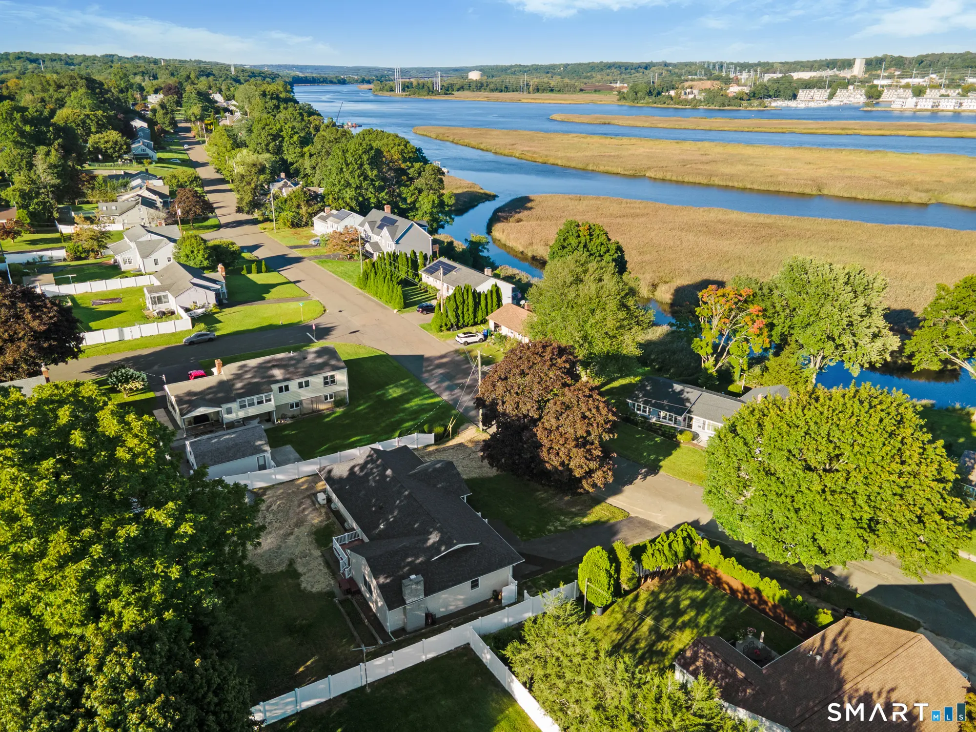 121 Bridgeview Place, Stratford