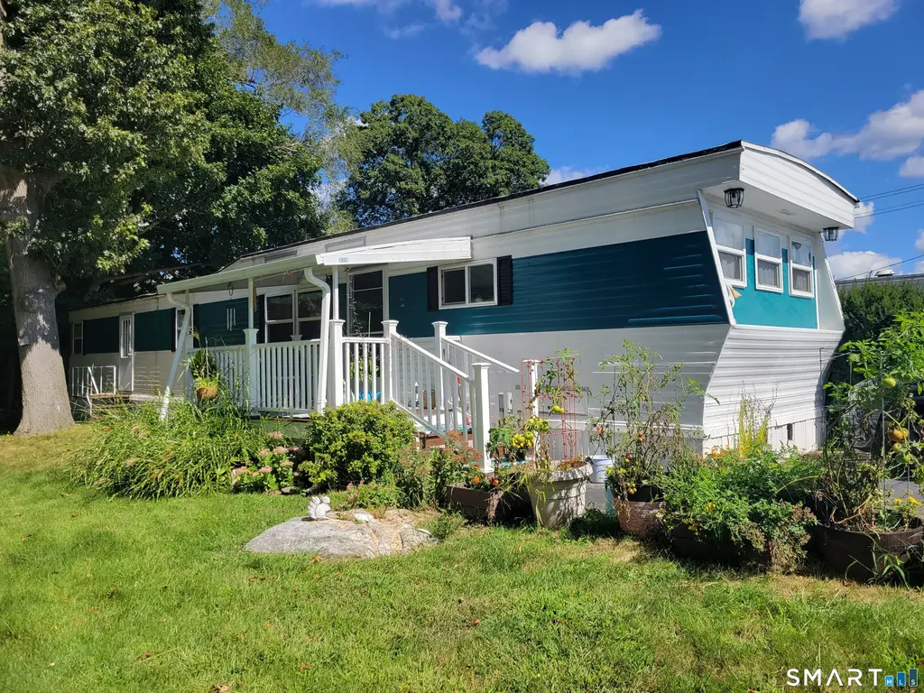 39 D Street, Groton