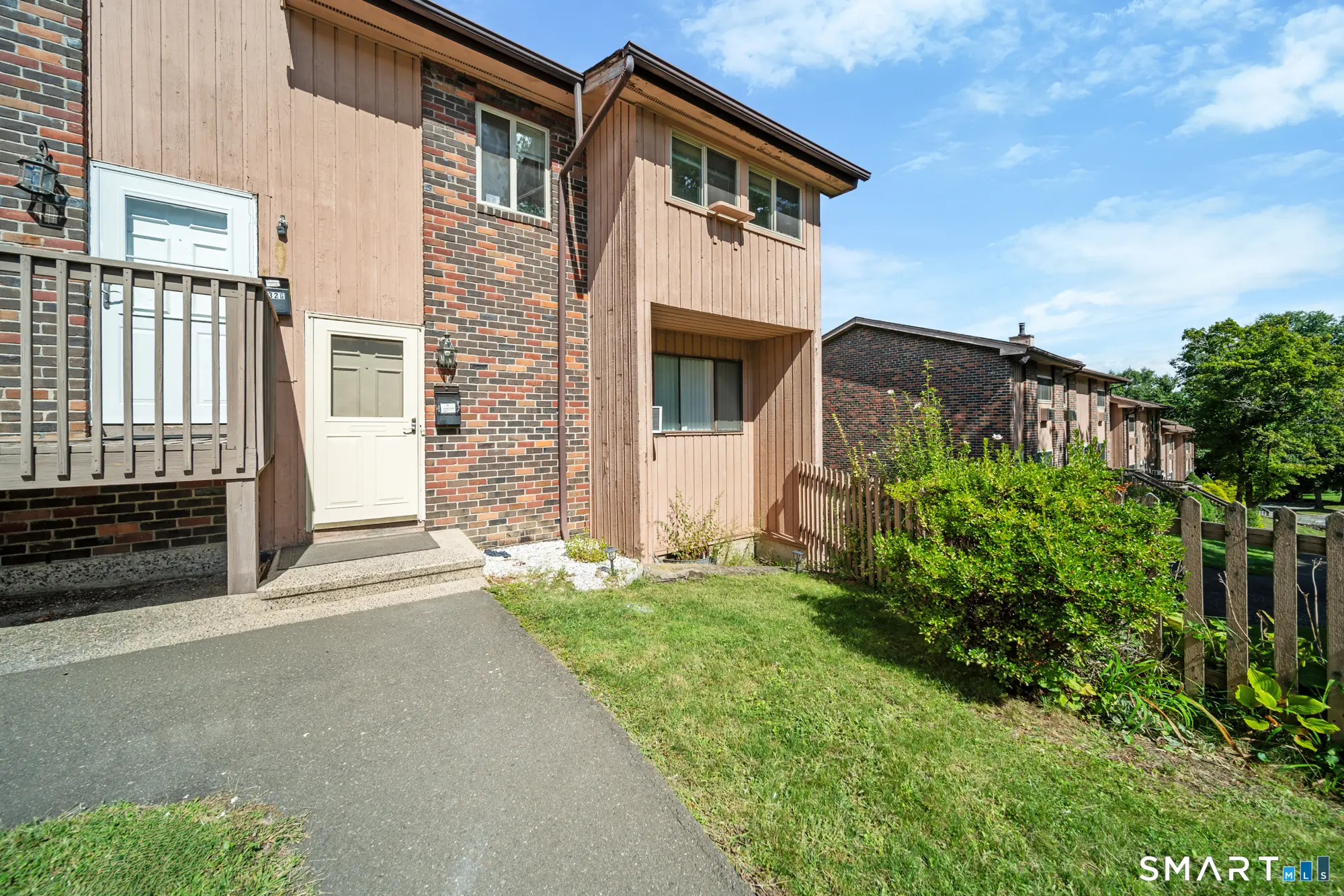232 Oakville Avenue H, Waterbury