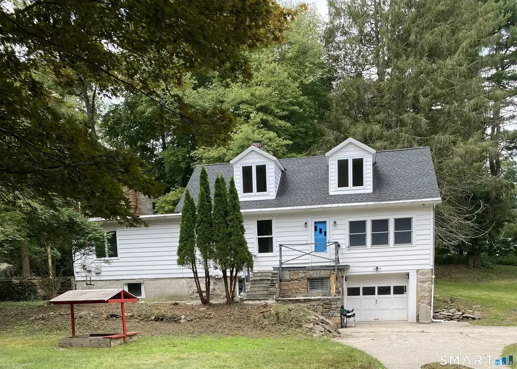 1661 Center Groton Road, Ledyard