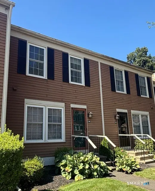 68 Foxbridge Village Road 68, Branford