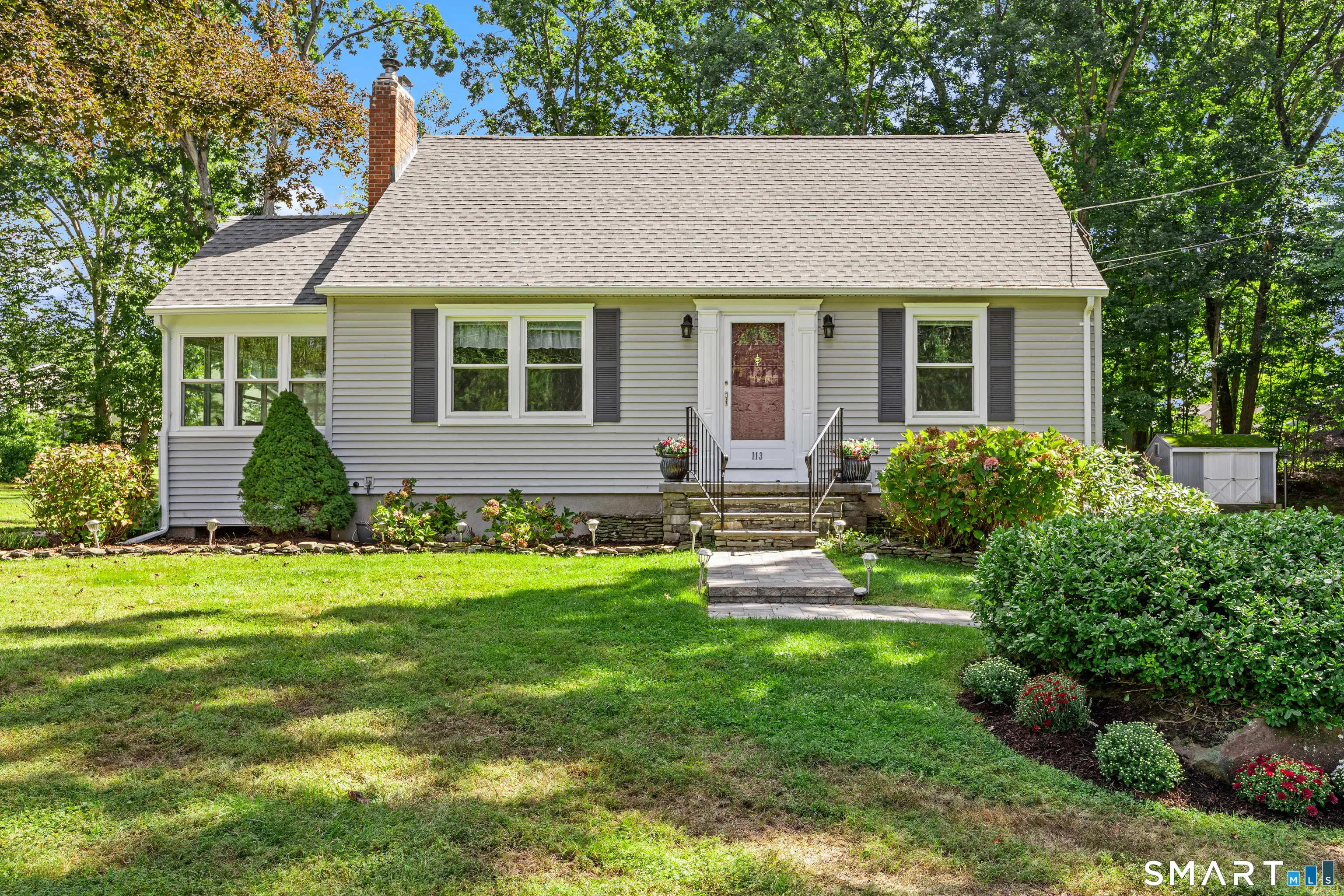 113 Blatchley Avenue, Southington