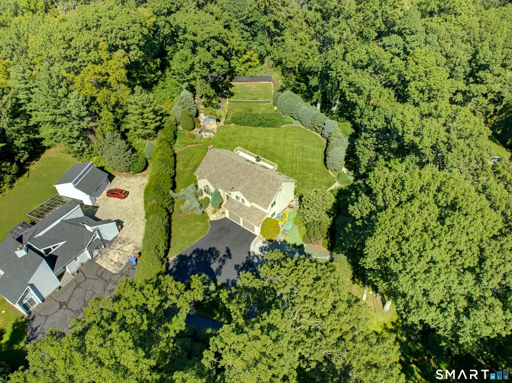 91 Park Avenue, Shelton