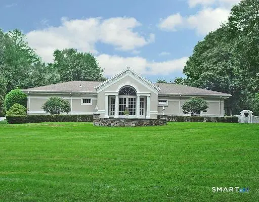 321 Oenoke Ridge, New Canaan