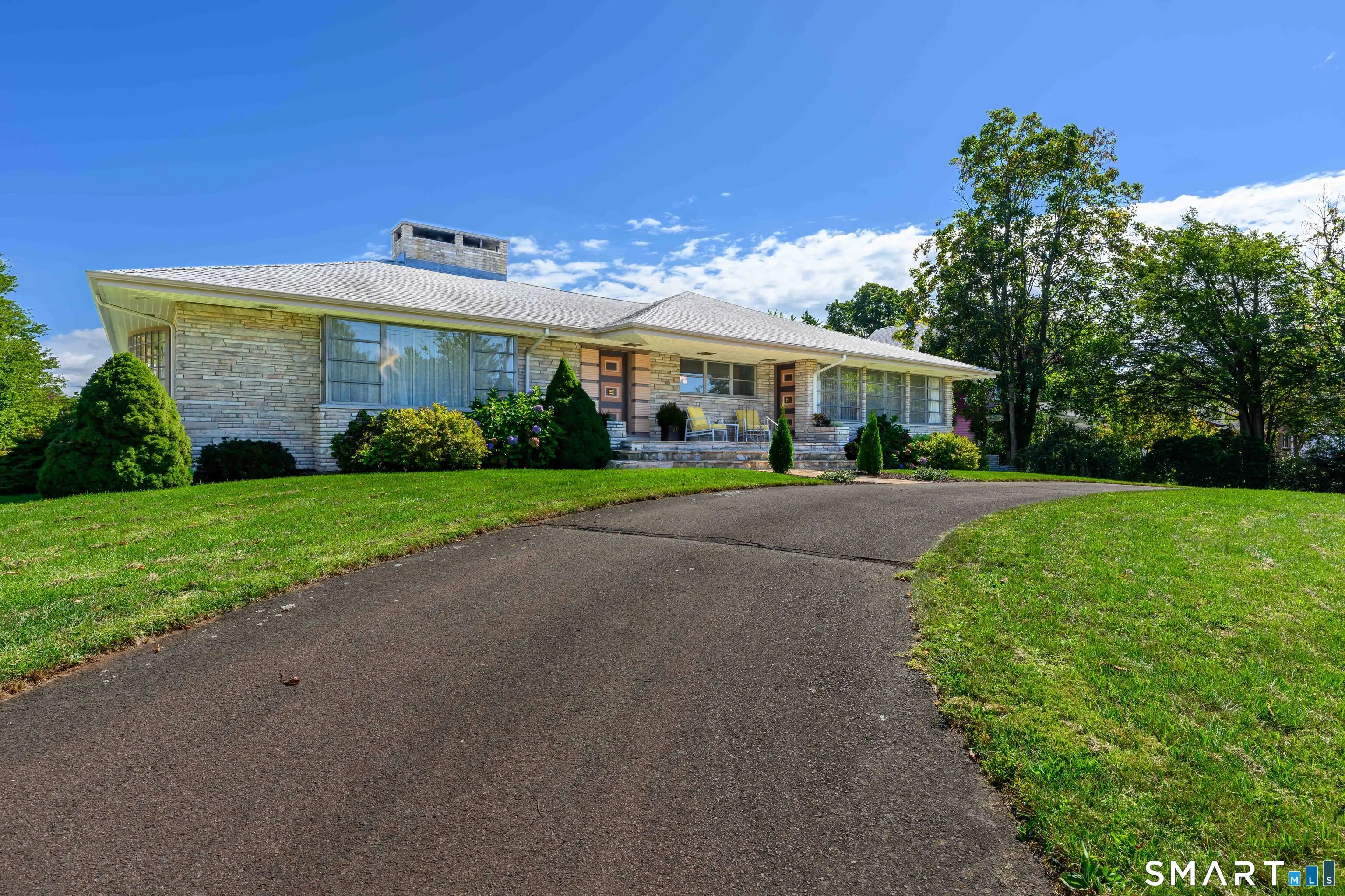 821 Townsend Avenue, New Haven