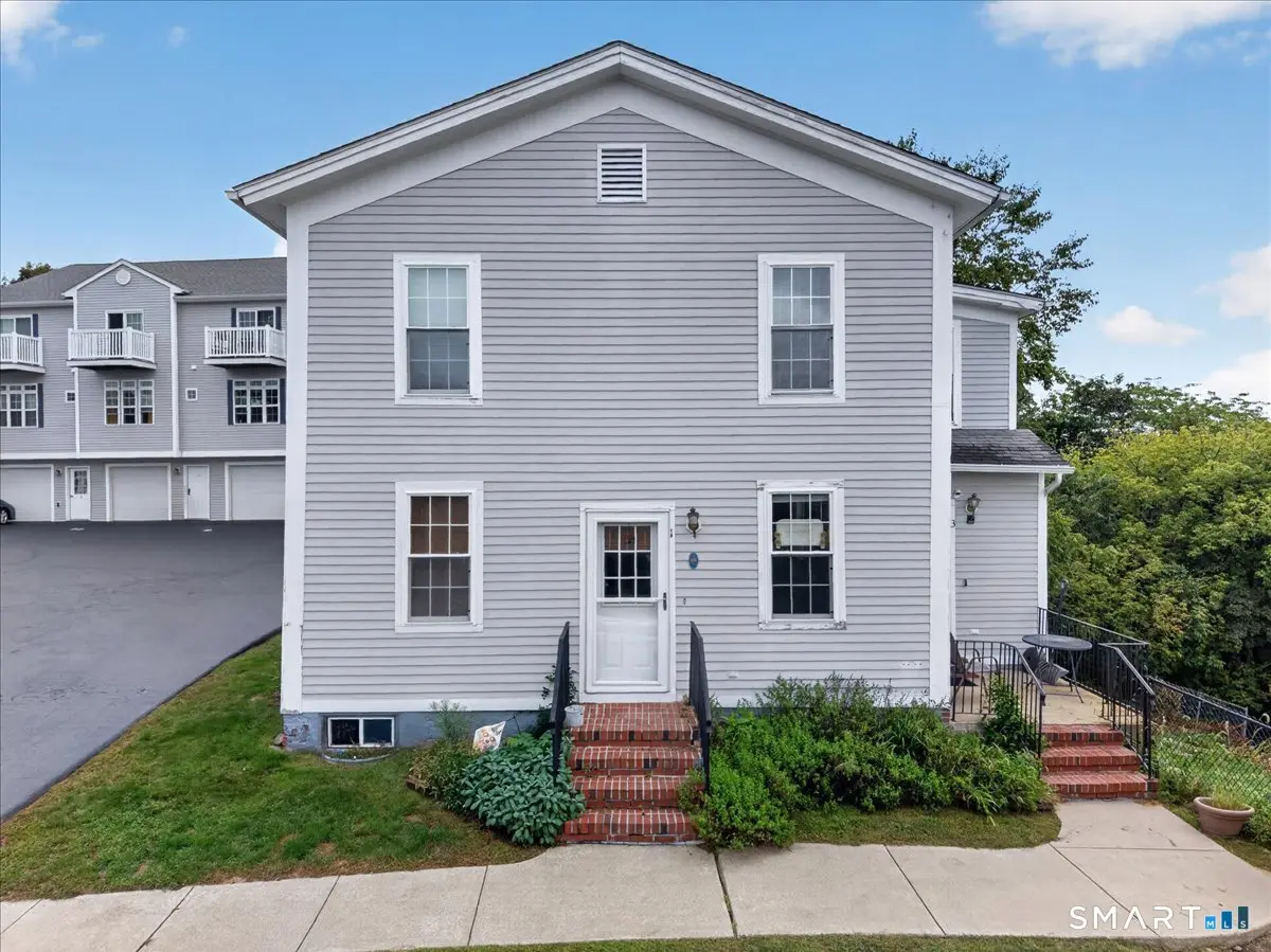 1 Harbor View Lane 1, Norwich