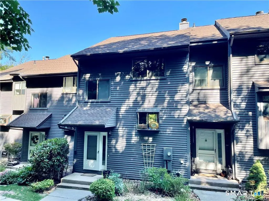 266 Conestoga Way 266, Glastonbury
