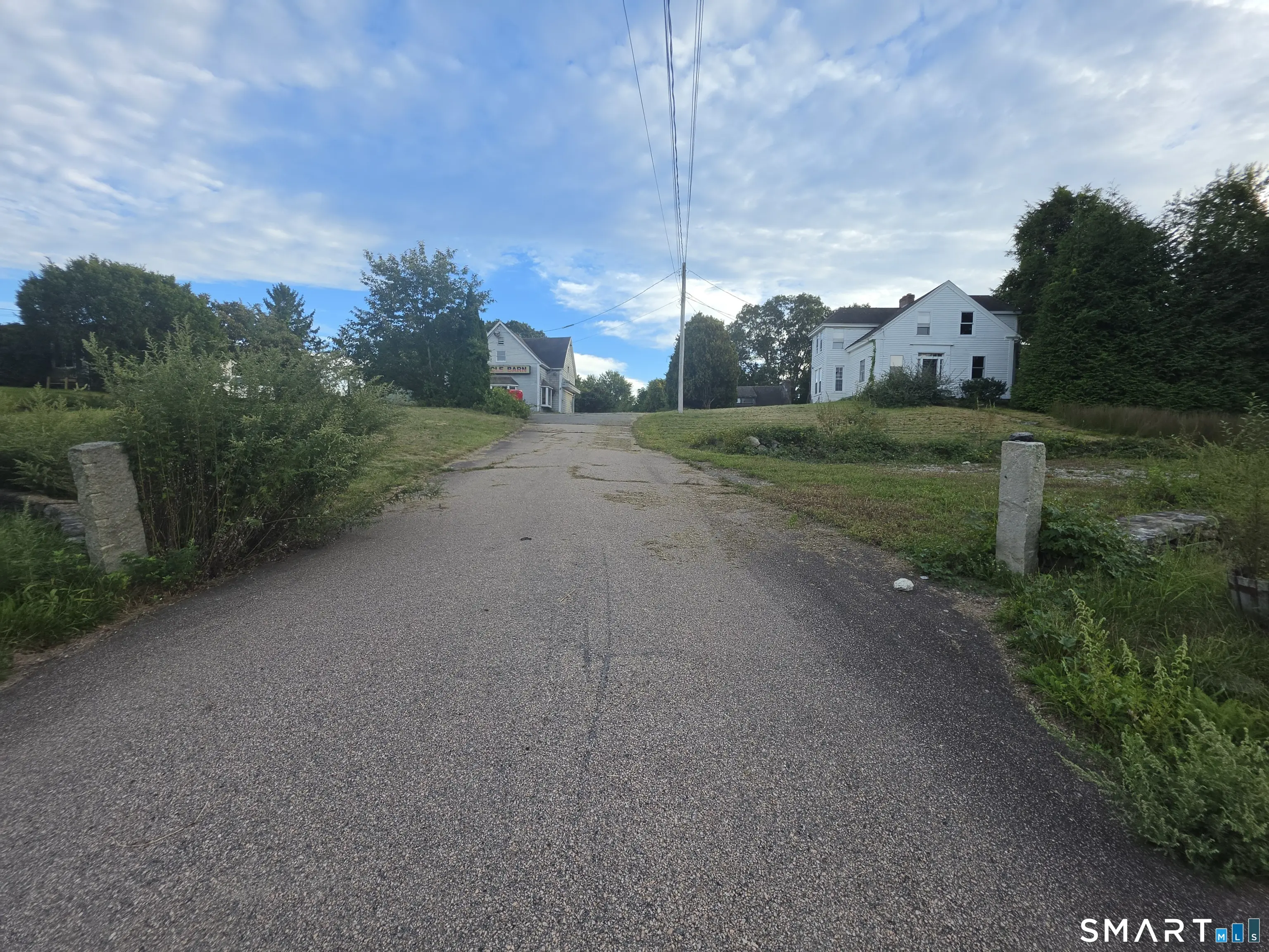 1203 Poquonnock Road, Groton