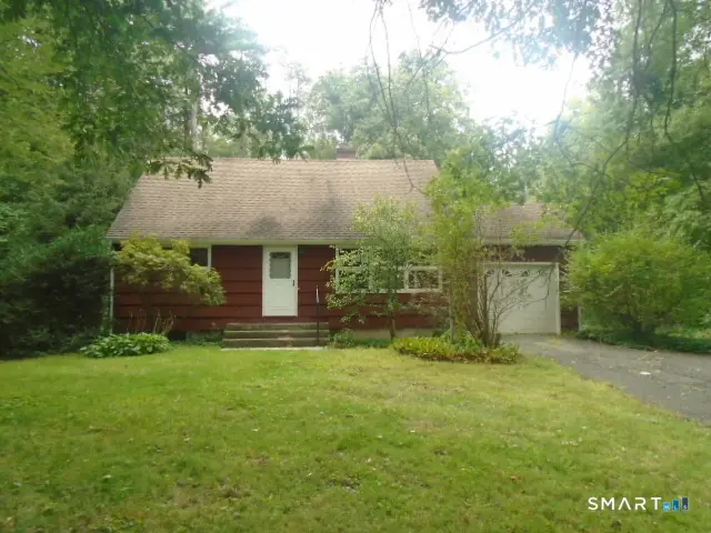 7 Knollwood Circle, Simsbury