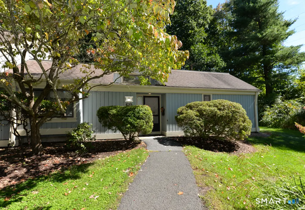 955 Heritage Village B, Southbury
