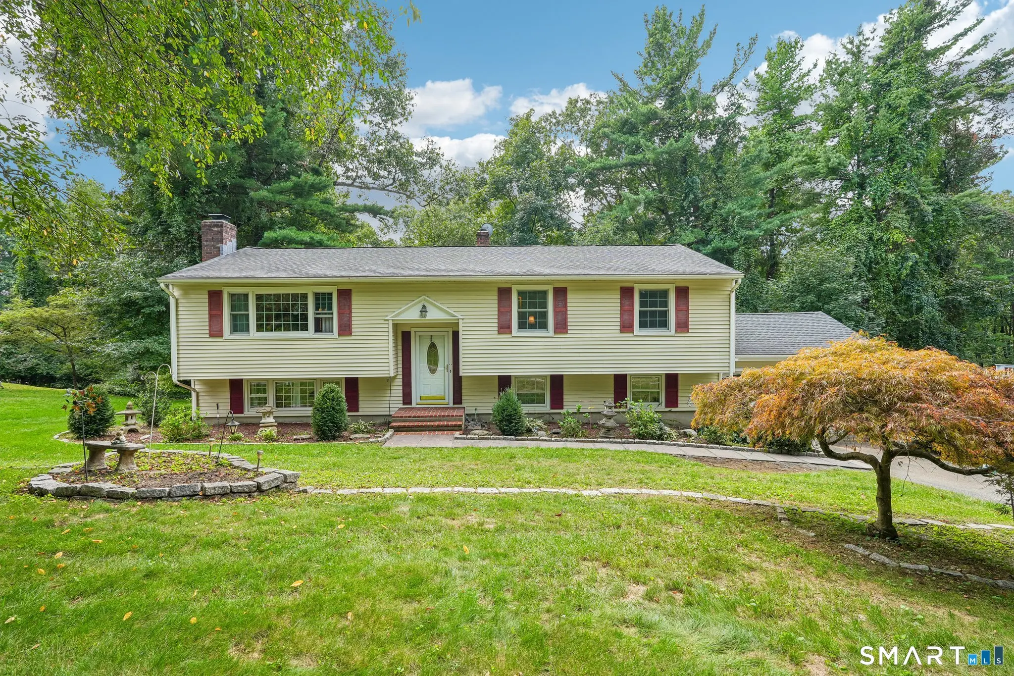 6 Hillcrest Road, Bethel