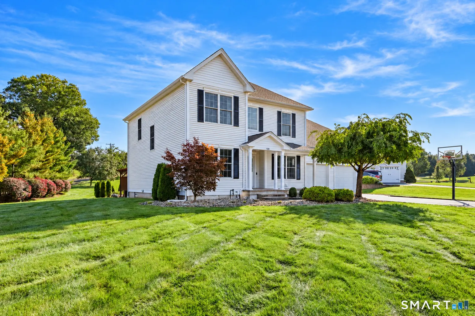 120 Spring Valley Drive, Berlin